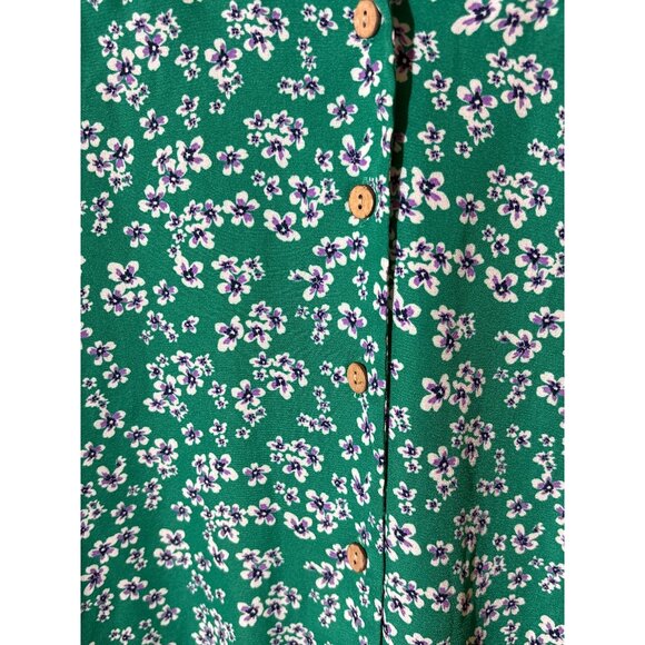 Green Floral Button Front Tie Tank - Picture 2 of 3